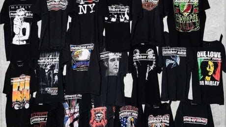 黒にフィーチャーした古着リメイクTシャツ、BLACK VINTAGEが登場。