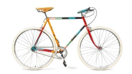 伊勢丹新宿店メンズ館1Fにて。ポール•スミスのポップアップショップで、スペシャルコラボ自転車を限定販売。