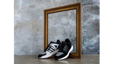 A classic appearance and the highest level of comfort. The latest from the adidas Consortium is now available.