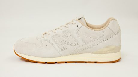 New Balance is now available in marshmallow colors, created for the camp.