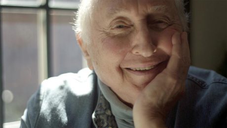 試写会プレゼント！ 俳優イーサン・ホークが監督した『シーモアさんと、大人のための人生入門』が公開します。