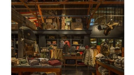 この秋、いちばんフィルソンが集まる店。入手困難なキャンプグッズなども。