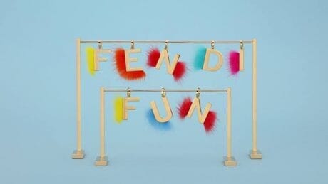 どうカスタマイズする？ 愛らしさと気品にあふれたチャームがフェンディから発売。