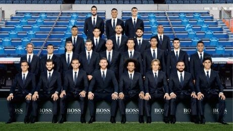 世界一のサッカークラブを服から支えるのは、あのラグジュアリーブランド。