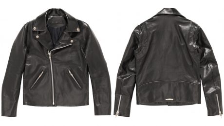 クロムハーツから “DSMG” 限定のレザーアイテムが登場。