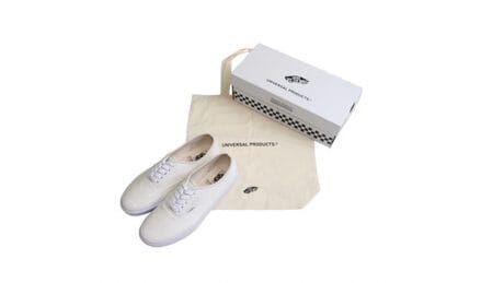 Universal Product's first Vans special order. The street sneaker is the ultimate in elegance.