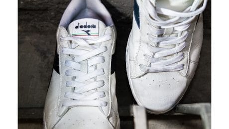 70年代のレトロ感が2010年代にジャストフィット。ディアドラのこの一足は見逃せません。