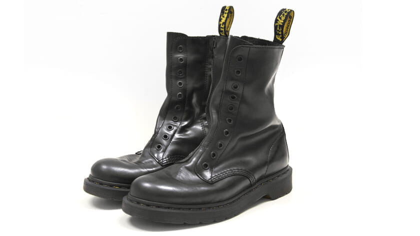 ヴェトモンとドクターマーチンがこんなに相性がいいなんて！ソリッドな名作コラボが誕生しました。