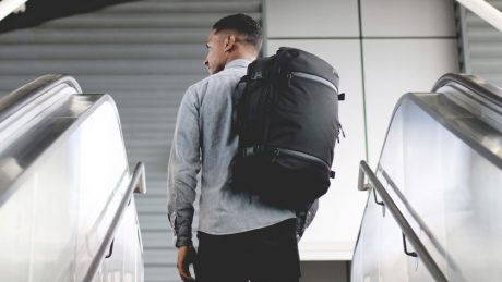 トラベルをストレスなく過ごすためのバッグコレクション。もちろん日常使いでも大活躍。