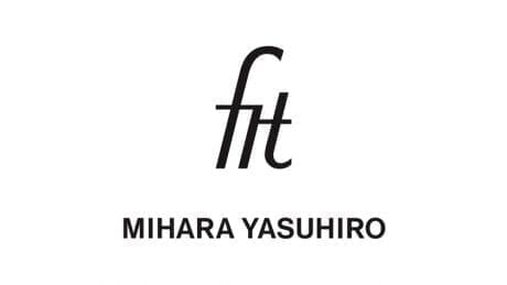 Simple and elegant real clothes. The new line of Mihara Yasuhiro debuts.