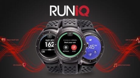 ニューバランス初のスマートウォッチ「RUN IQ」、 ワイヤレススポーツイヤホン「PACE IQ」が同時発売。