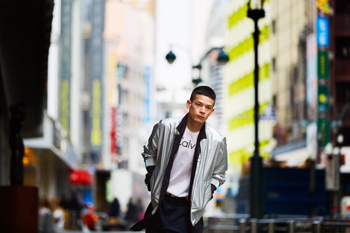 Calvin Klein Platinum カルバン・クライン プラティナム　ラウンドジップ　長財布　ウォレット　ネイビー　 44672030④ 中古・古着通販Calvin Klein PLATINUM (カルバンクラインプラチナム