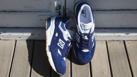 The bright blue contrasts with the white of the "1600" to give your feet a fresh look!