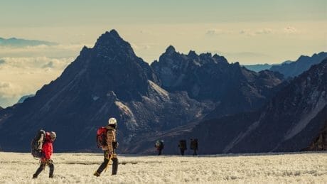 一見の価値あり。谷口 京が記録するヒマラヤの山嶺、カリマーのバックパックとともに。