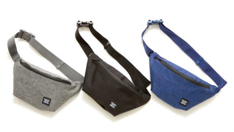 If you want to enjoy the festival with a light bag, we recommend Herschel Supply's special order bag.