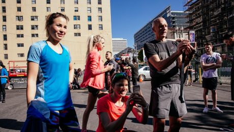 都会を駆け巡る。アシックスの新感覚ラン「FIND ADVENTURE」が魅力的です。