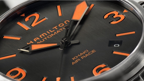 A model commemorating the Red Bull Air Race. A new watch from Hamilton.