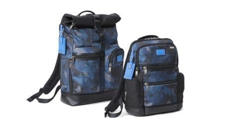 サマーシーズンのトゥミは、青いカモフラージュでいかがでしょう。