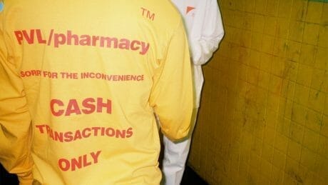 ベールに包まれたストリートウェア。PRiVATE LESSONSがmonkey timeを占拠します。