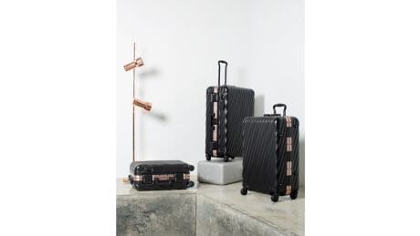 Tumi's store in Tokyo's most prestigious office district has been renovated.