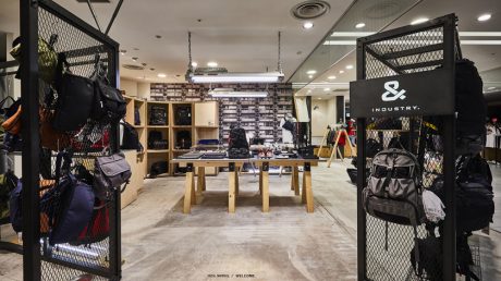 Select store "&industry" opened its ZOZOTOWN store on October 26, with a 24-hour limited opening sale.