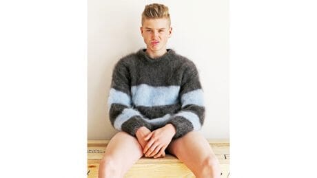 パンクの精神を軽快にプロダクトへ。エーケーエー・シックス by Simon Bakerの最新ルック。