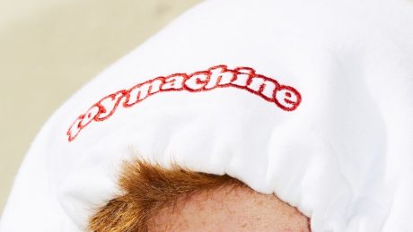 90年代の香り！フラグスタフ×トイマシーン×ビューティ＆ユースの三者コラボ。