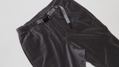 Warm and pleasant to the touch! Gramichi pants are now available in moleskin material.