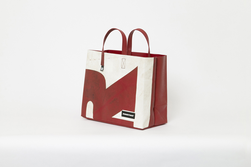 FREITAG F704 CAKE BAG URBAN RESEARCH