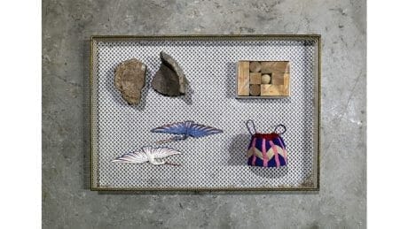 A market event, "Pick and Decide," in which connoisseurs from various fields exhibit their personal belongings, has been born in Kyoto.