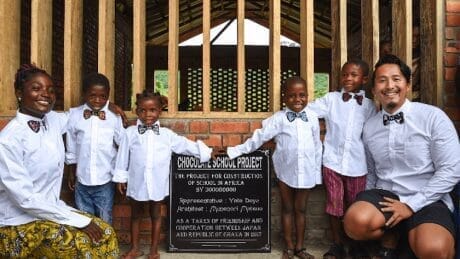 Uniforms for children in Africa, CLOUDY x SUPERTHANKS crowdfunding.