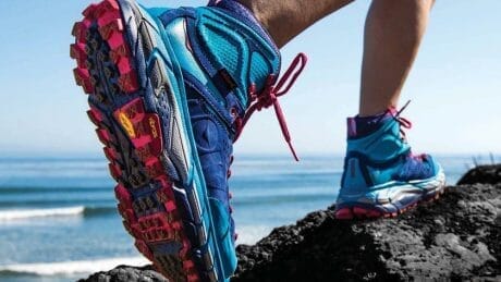 インパクト抜群のルックスで登場！ ホカ オネオネの防水アウトドアブーツ。