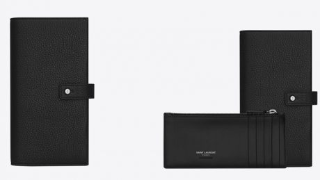極めてシンプルな革小物を身につける。サンローランの新コレクション第二弾に注目を。