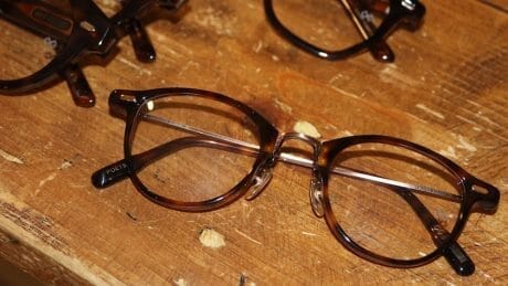 【FOCUS IT.]It will always suit you. The reason why reshop has all the Oliver Goldsmith models.