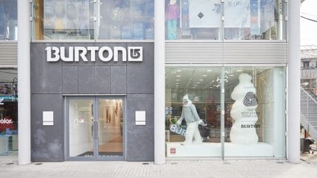 Both GELCHOP and HI-DUTCH will be in the store! Burton's flagship store has been specially designed.