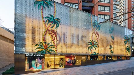 限定品も登場！ ルイ・ヴィトン 六本木ヒルズ店で2018年春夏メンズコレクションが先行発売。