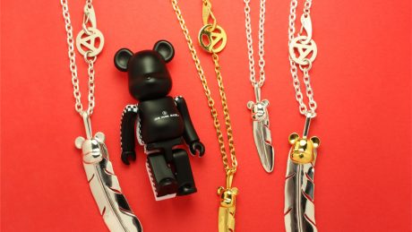 Jam Homemade's 20th anniversary item is a necklace in collaboration with BE@RBRICK!