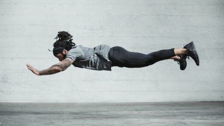 FOCUS IT.] Why Lululemon, a brand that doesn't try to sell, chooses shared offices.