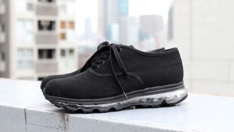 A hybrid sneaker by Tomo & C.O. x Curly that brings pleasant stimulation to your feet.
