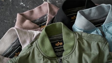 Wear military sharply. Nano Universe has specially ordered the Alpha Industries L-2B.