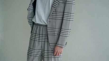 洗練されたウェアが満載です。エディフィス ラブークルの2018春夏コレクション。