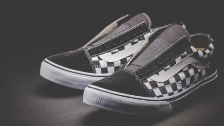 着脱楽々。ヴァンズとビリーズが共作した現代版オールドスクール。