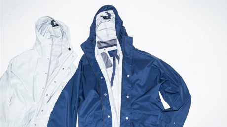 The true value of D-VEC is here! Oversized, fully waterproof nylon hoodie.