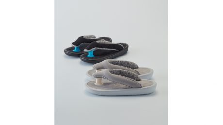 こだわりの詰まったコラボ第2弾。ジョジョ×フィルメランジェが生み出す新感覚の1足。