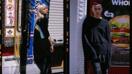 KOHHがディレクションを行うプライベートストア「Dogs」の別注アイテムがローンチ。