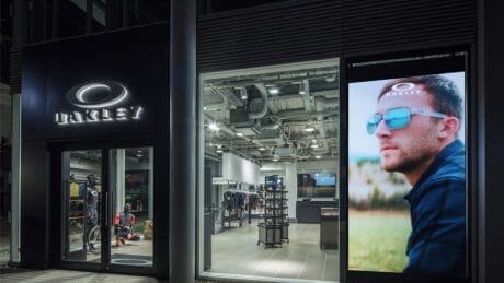 オークリーストア原宿店がリニューアルオープン！ 日本中を沸かせた高木美帆、渡部暁斗の両選手が登場します！