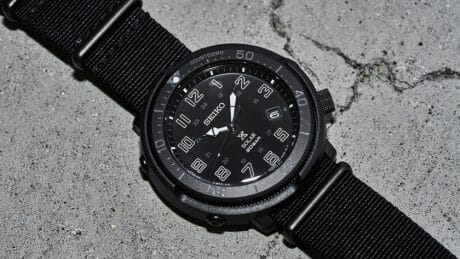 セイコーのフィールドウォッチをマットにアレンジ。ナノ・ユニバースの技が光る一本です。