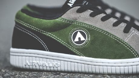 20年ぶりの復刻。90年代に名を馳せたエアウォークのONEがビリーズ別注で登場。