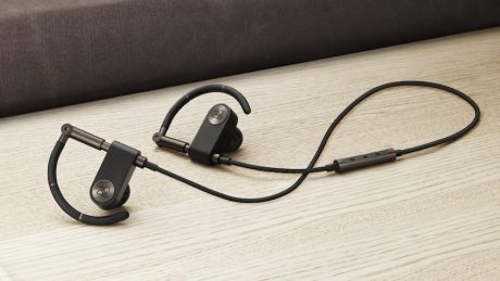 B&Oの人気イヤフォン、Earset 3iのワイヤレスモデルが満を持して登場。