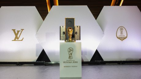 間もなくキックオフ！ ルイ・ヴィトンがFIFA ワールドカップ™に参加。